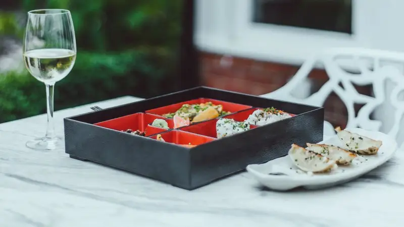 L'eleganza della cucina giapponese moderna tra tradizione e tecnologia