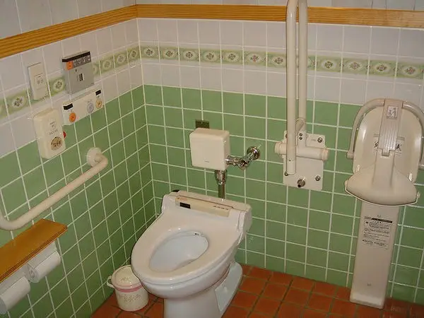 Badezimmer in Japan - die Überlegenheit der japanischen Toilette
