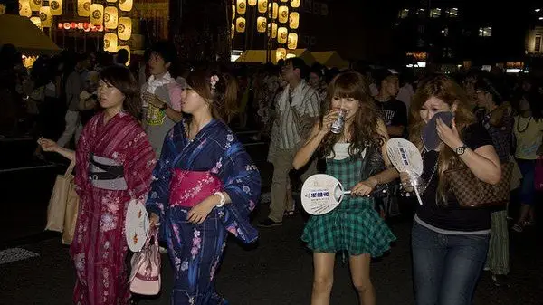 Qual a diferença entre Sumimasen e Gomennasai? Qual a diferença entre Sumimasen e Gomennasai?