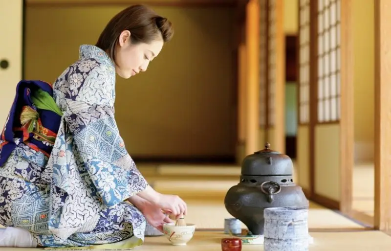 Cerimonia del tè giapponese e pratica del chanoyu