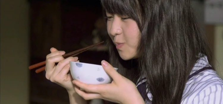 10 hábitos rudes que são considerados normais no Japão hábitos rudes