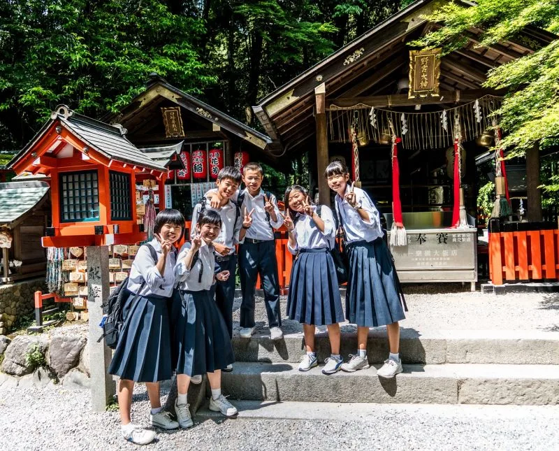 Why Japanese School Life Is So Popular in Anime