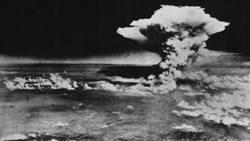 Tsutomu Yamaguchi - Sobrevivente de Hiroshima e Nagasaki Tsutomu Yamaguchi - Sobrevivente de Hiroshima e Nagasaki