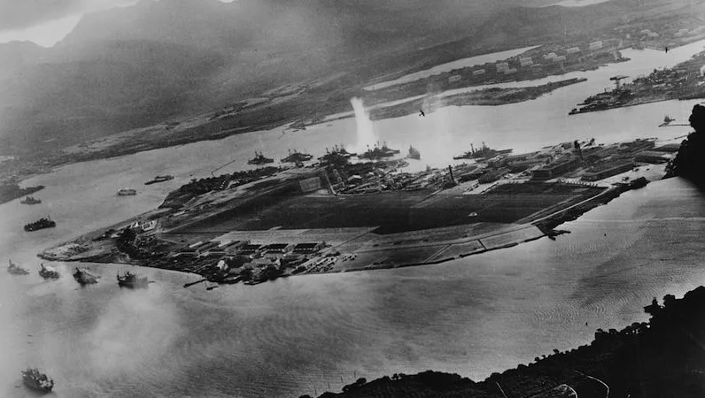 Por que o Japão atacou os americanos em Pearl Harbor? Por que o Japão atacou os americanos em Pearl Harbor?