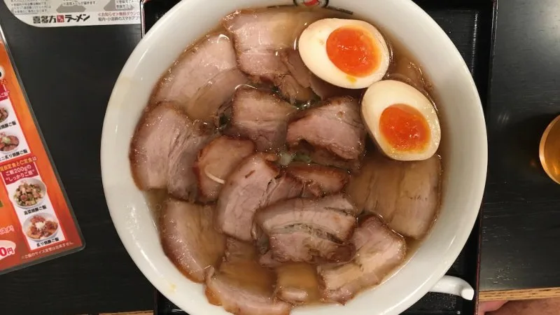 Culinária japonesa Ramen representando a influência da culinária japonesa