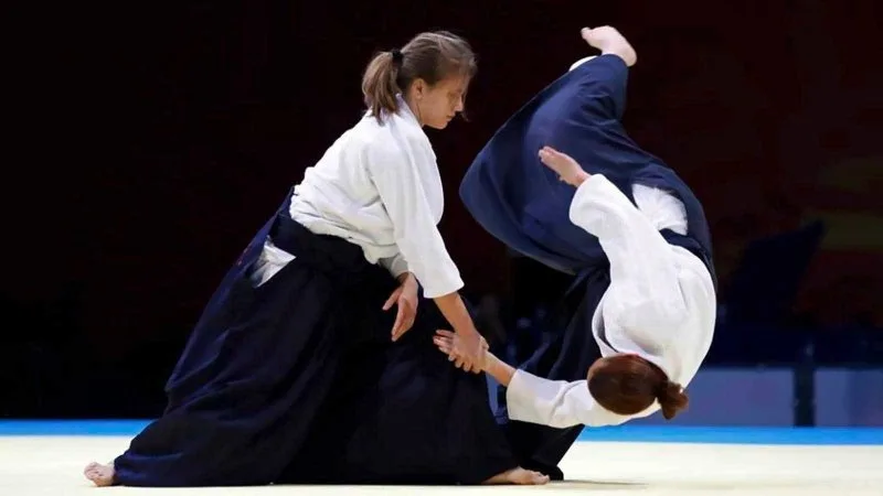 Aikido - O caminho da Unificação Aikido - O caminho da Unификаци