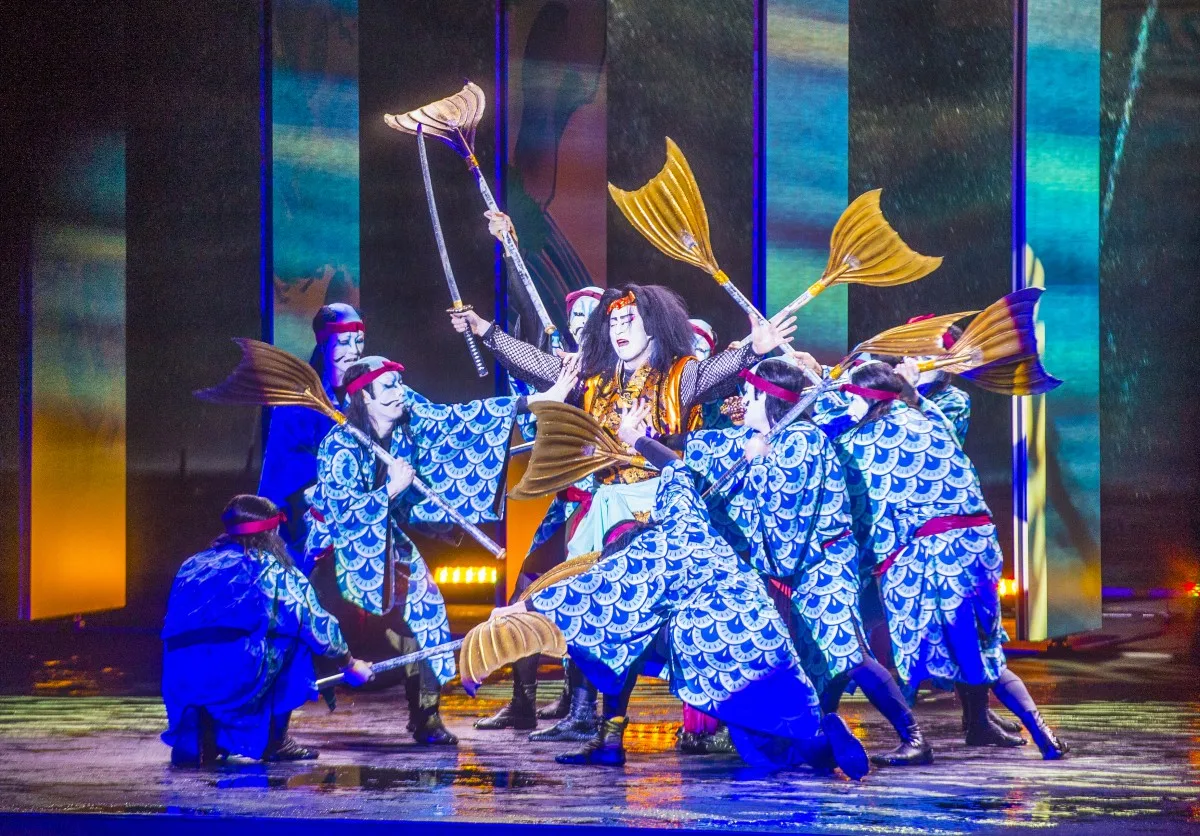Kabuki spectacle at the Fountains of Bellagio